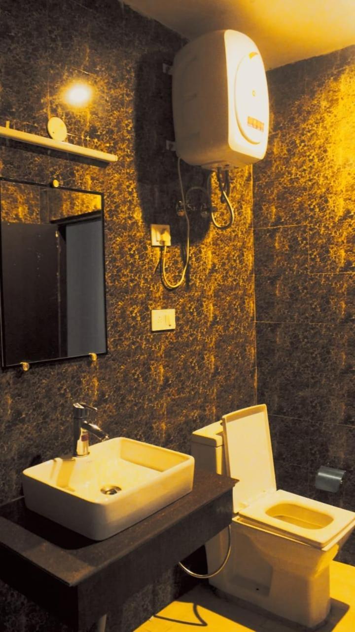 Hotel Stay Well Banikhet Exterior photo